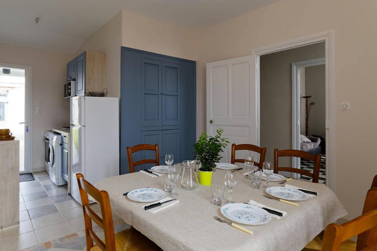 En Plein Centre, Jolie Maison Pour 6 Avec Jardin Beauvoir-sur-Mer Exterior foto