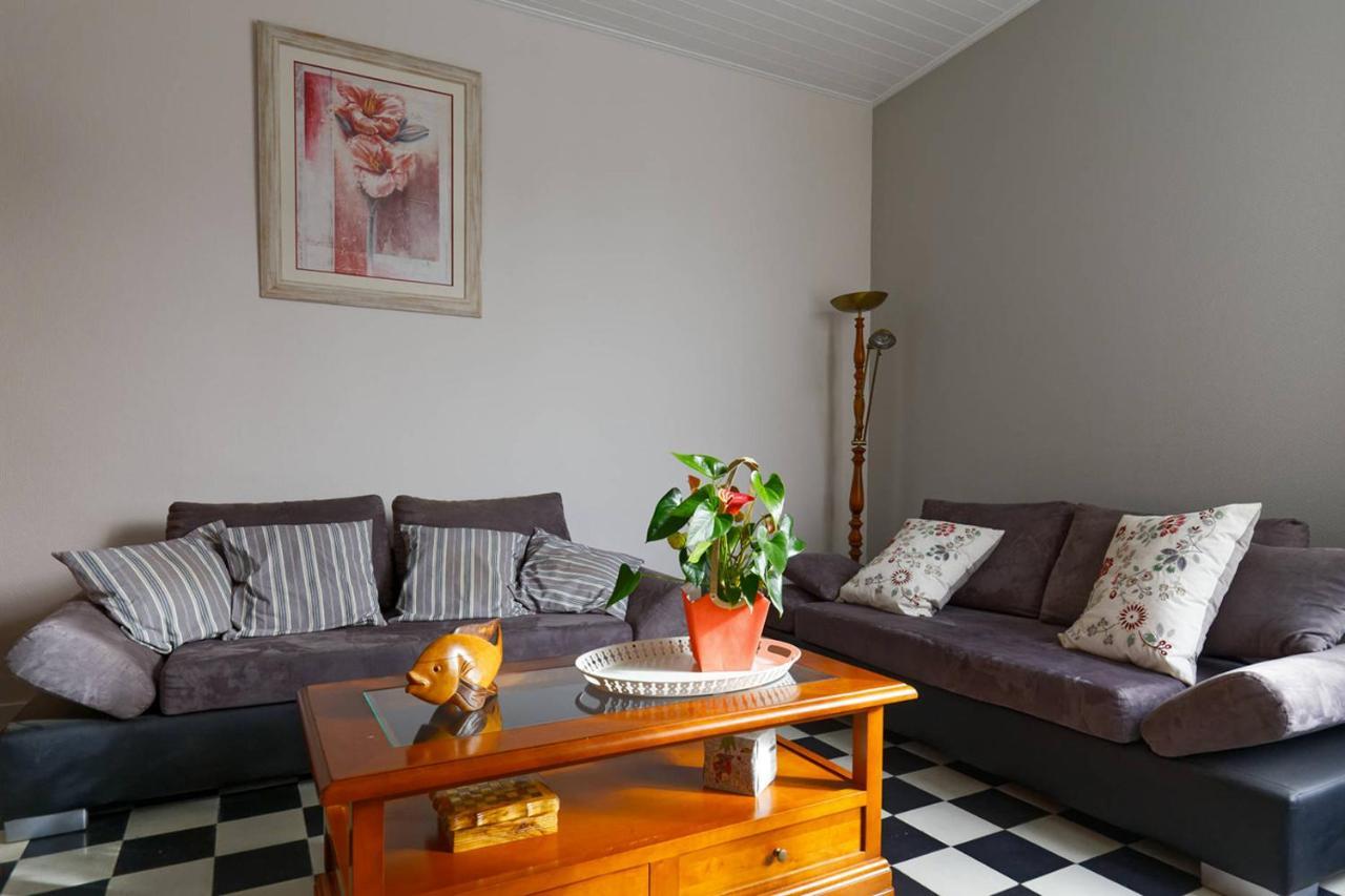 En Plein Centre, Jolie Maison Pour 6 Avec Jardin Beauvoir-sur-Mer Exterior foto